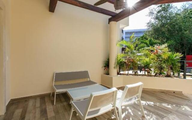 Aldea Thai 1101 Studio by RedAwning