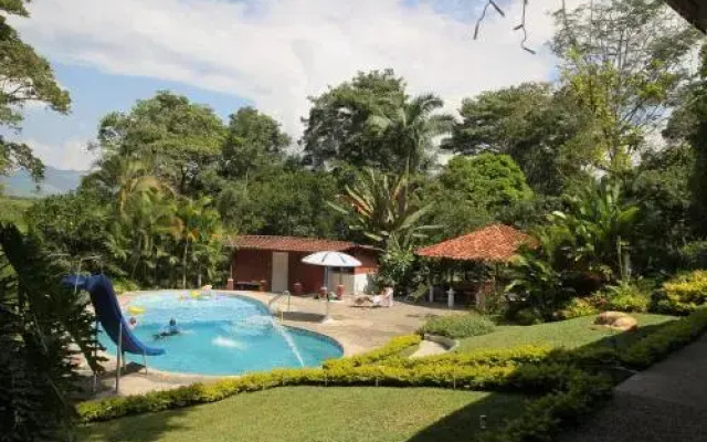 El Jardín de los Colibríes - Pereira, Risaralda