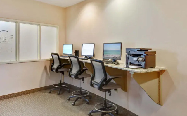 Global Luxury Suites in Downtown Cleveland