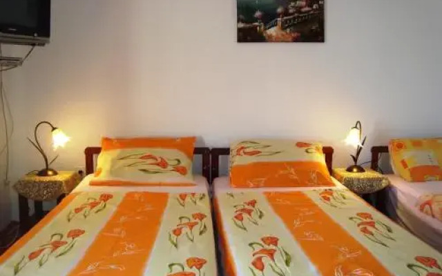 Sunset Promenade Rooms