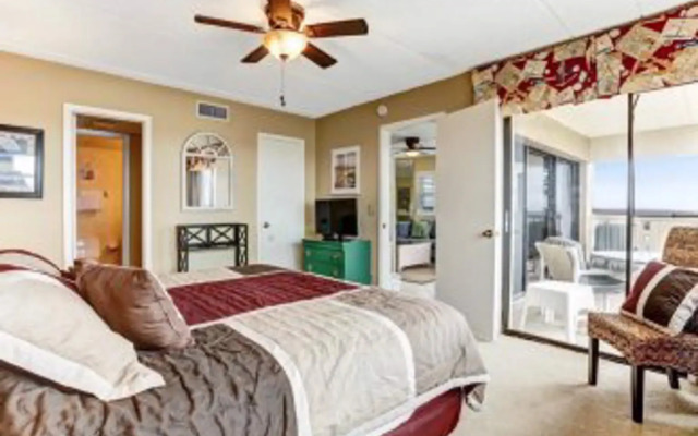 Corner Unit Condo with unobstructed views of the Atlantic by RedAwning