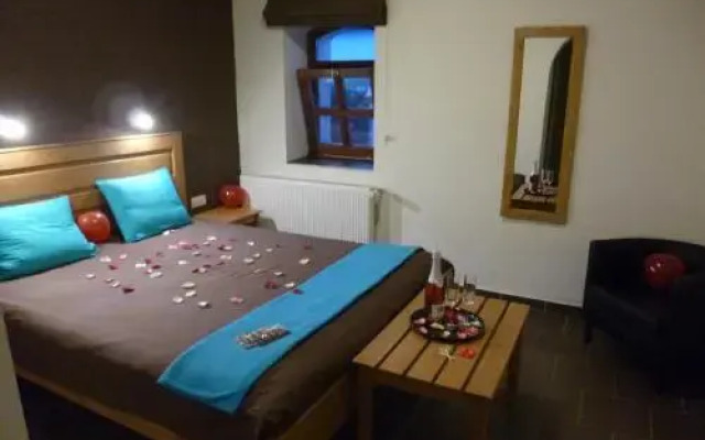 Tisza Lodge