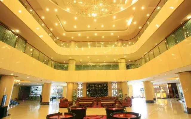 East Lake Century Hotel