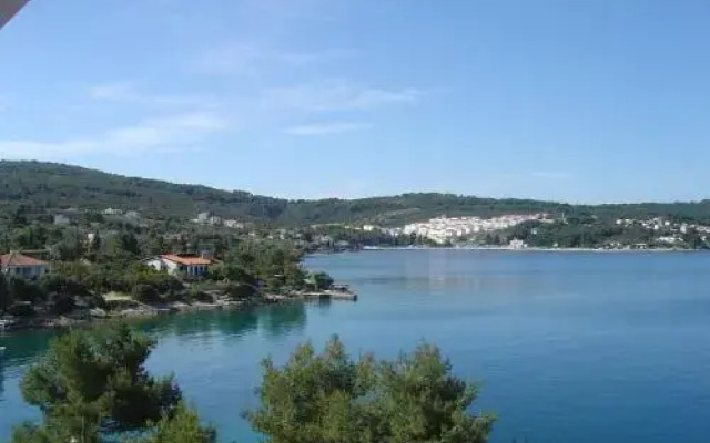 Sobe Sveti Petar - Šolta