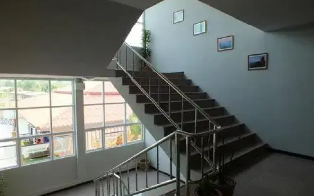 Thanasiri Hotel & Resort