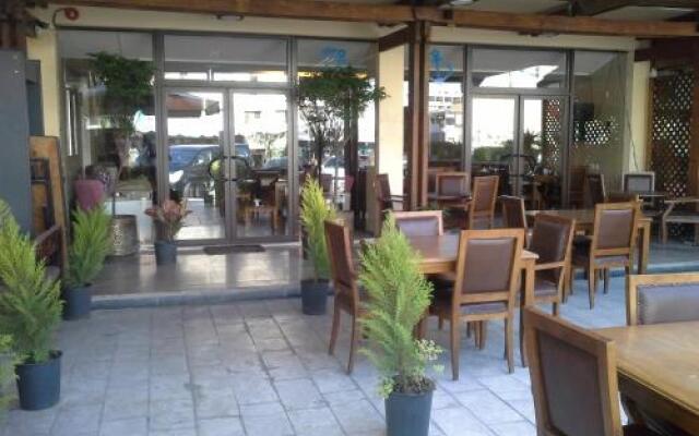 Al Marsa Hotel