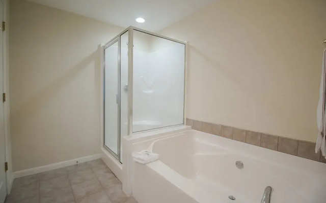 Legacy Towers-Legacy I 1206