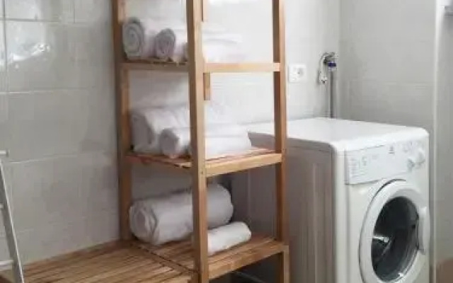 Como's Lake Mountains