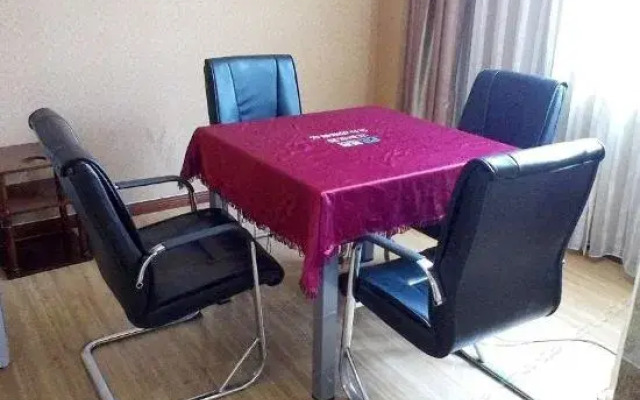 Kunlun Leju Business Hotel (Nanyang Xinchen Road)