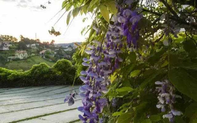 Preços especiais para estadia semanal e ou mensal COBERTURA Condomínio Switzerland Village