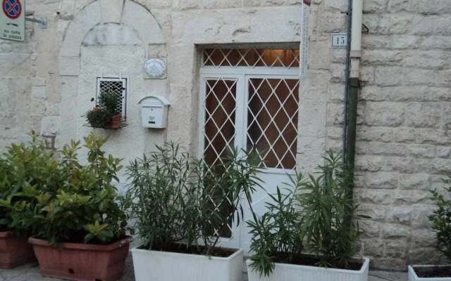 Piazzetta Scolanova