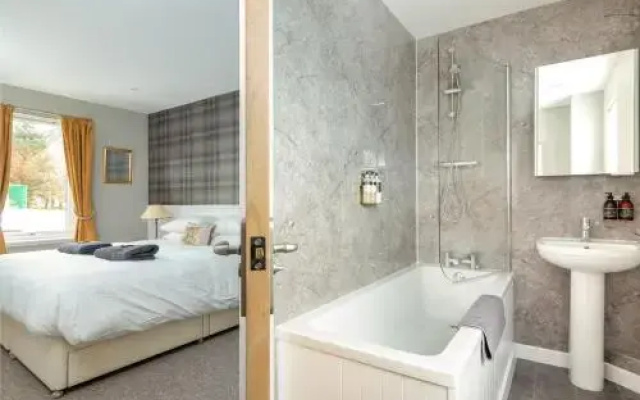 Highland Holiday Cottages