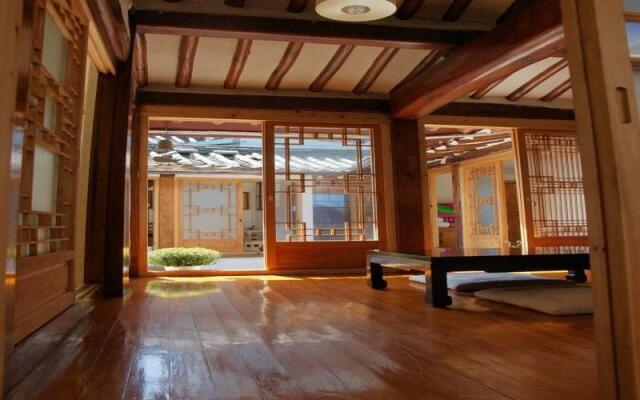 Manaedang Hanok Guesthouse