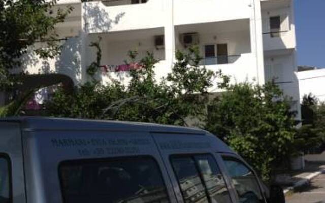 Gikas Apartments