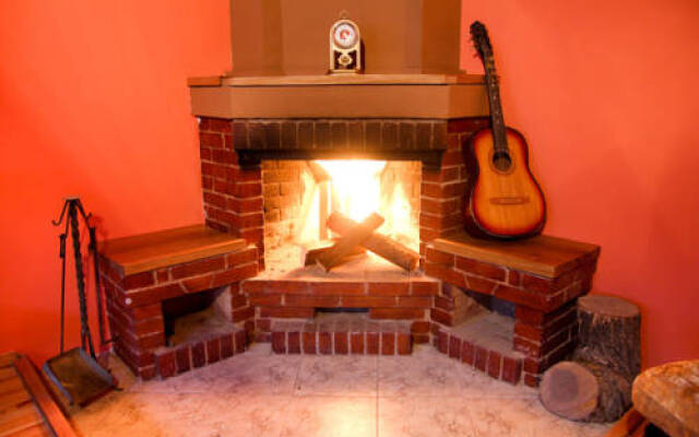 Uyut Guest House