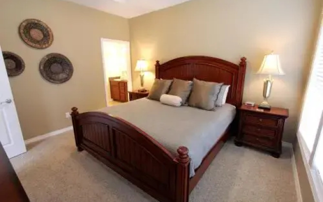 Regal Retreat