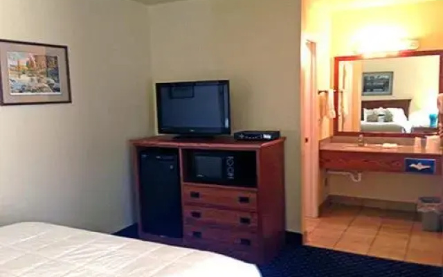 Best Western Hamilton Inn