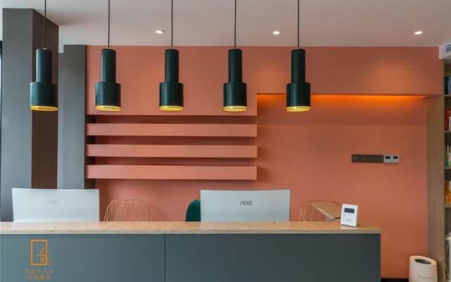 Bizca Art Hostel