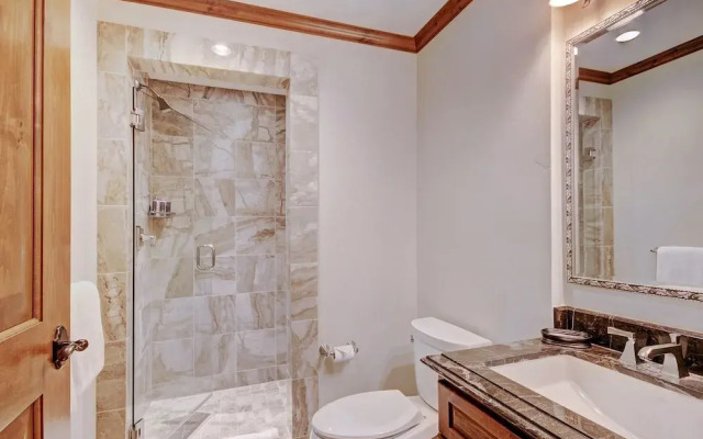 Ritz 2Br R111