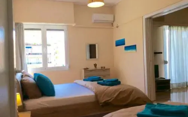 Athens Acropolis Spacious Apartment