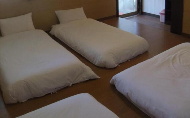 Guanshan House
