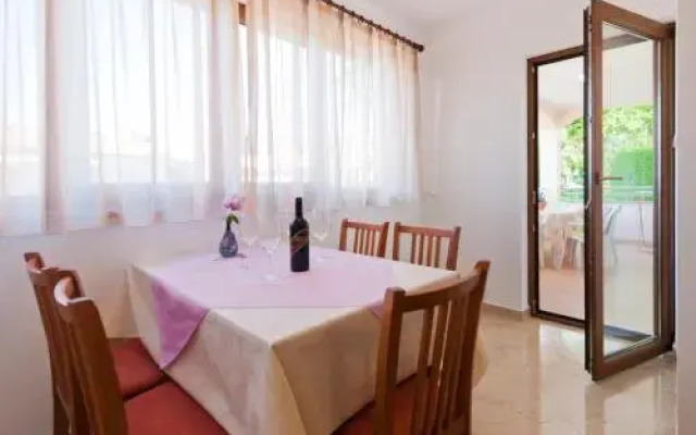 Apartments Villa Ana