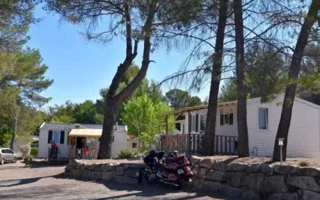 Camping La Pinede