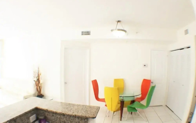 Miami Beach Intracoastal Apartments By Globe Quarters