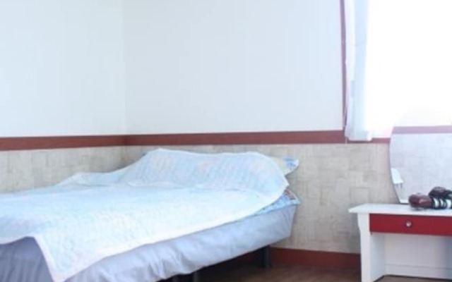 De Borah Guesthouse - Hostel