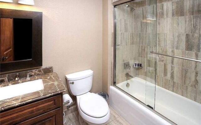 Ritz Carlton Vail #4 4 Br Condo