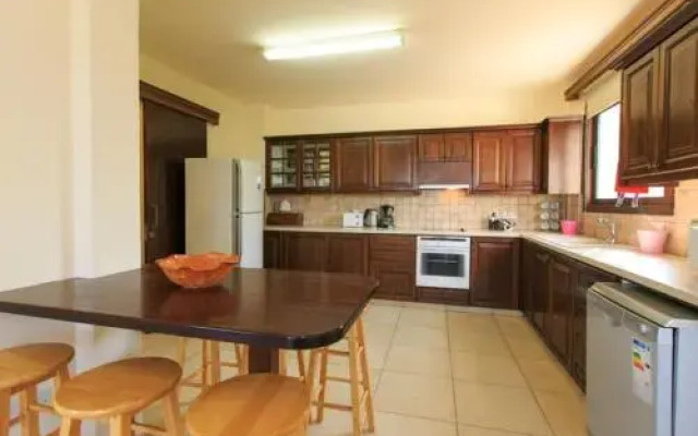 Villa Bougainvillea