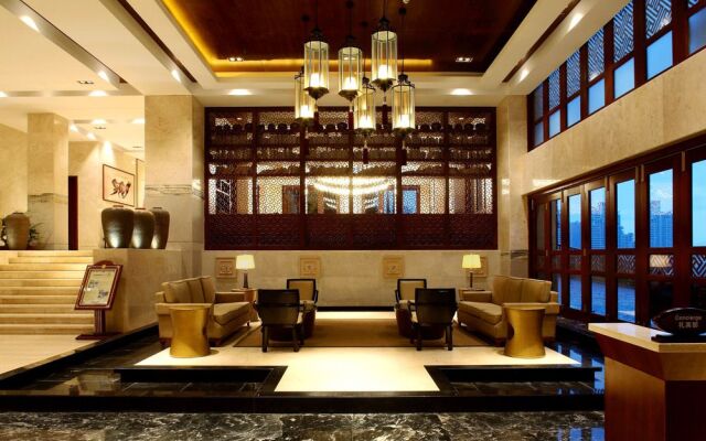 Four Season Ocean Courtyard Hotel