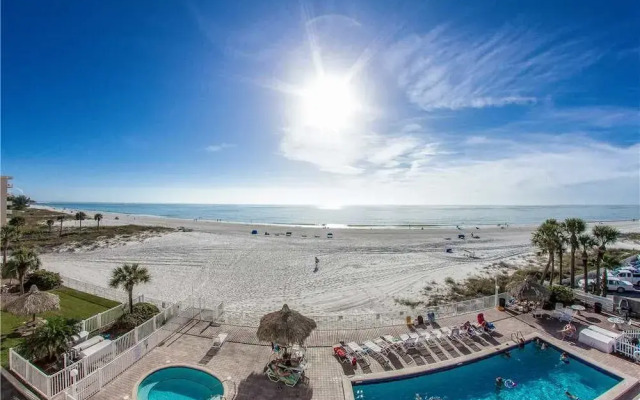 #308 at Sea Breeze - 2 Br condo by RedAwning