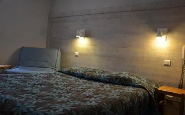 Hotel Le Progrés Dorlotel