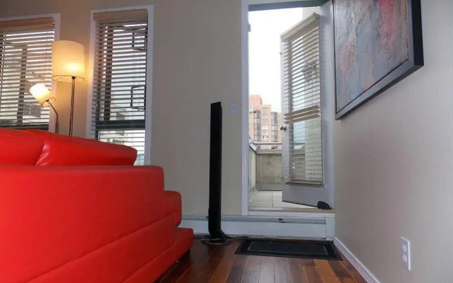 Fastlane Suites Tarjan