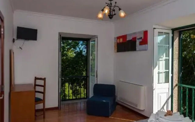 Casa Nos Penedos