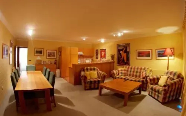 Snow Ski Apartments 37