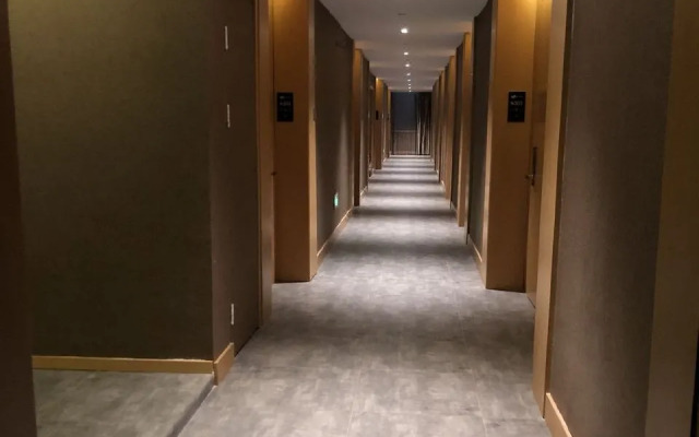 Nanchang 520 Youth Hotel (Mailu Campus Center store of University of Finance and Economics)