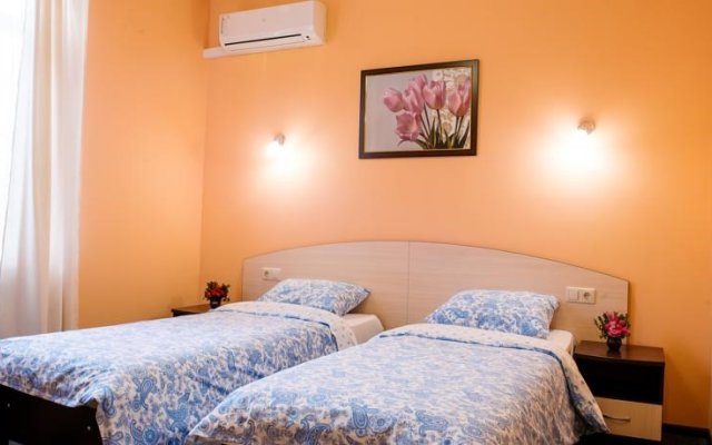 Izumrud Guest House