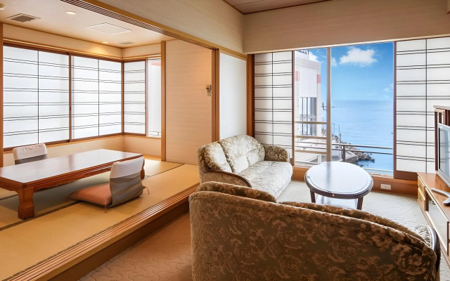 Mikazuki Sea-Park Hotel Katsuura