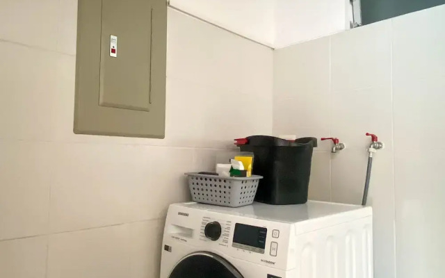 w Extraordinary 2BR Near Parque Kennedy