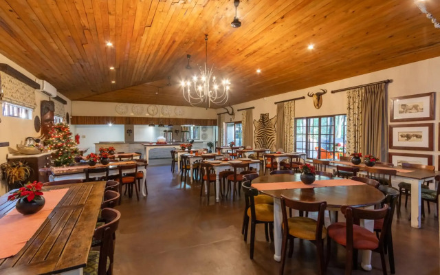 Emdoneni Lodge