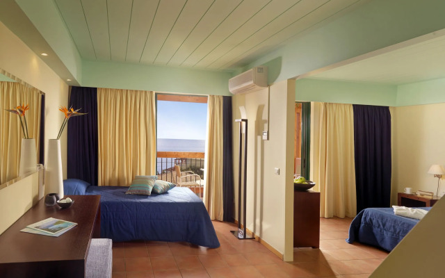 Louis Apostolata Resort and Spa