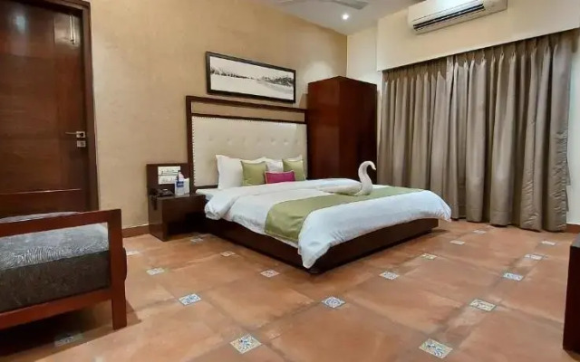 The Palm Aryan - a Boutique Hotel