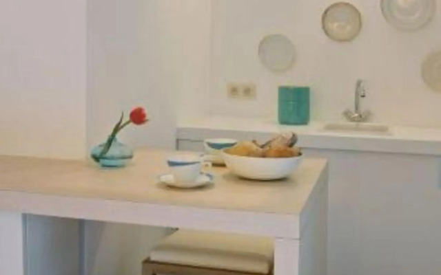 B&b A2