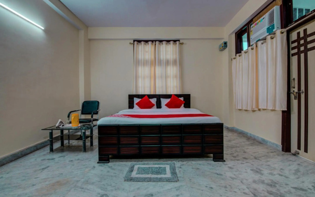Flagship 74346 Rajbanshi Nagar