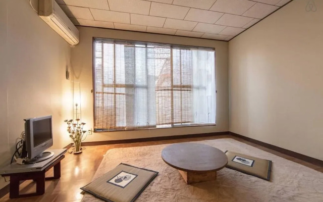 Cozy Old House Seika