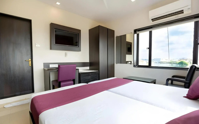 Sukh Hotel
