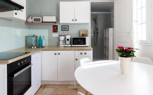 Magnificent Villa in Gargas with Private Swimming Pool