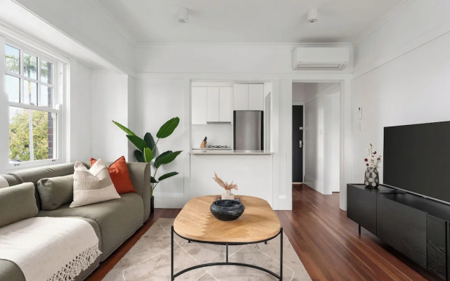 Bondi Junction Apartments by Urban Rest